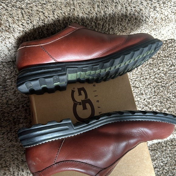 UGG Hartford Clog - Picture 4 of 7